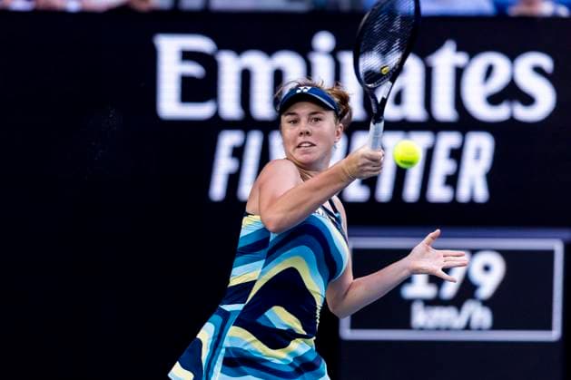MELBOURNE, VIC - JANUARY 20: Linda Noskova of the Czech Republic in action during the 3rd round of the 2024 Australian Open on January 20 2024, at Melbourne Park in Melbourne, Australia. (Photo by Jason Heidrich Icon Sportswire) TENNIS: JAN 20 Australian Open EDITORIAL USE ONLY Icon240120226