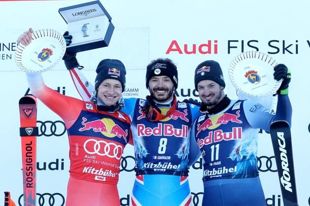 Sport Themen der Woche KW03 Sport Bilder des Tages ALPINE SKIING - FIS WC Kitzbuehel KITZBUEHEL,AUSTRIA,20.JAN.24 - ALPINE SKIING - FIS World Cup, Hahnenkamm-race, downhill, men. Image shows Marco Odermatt (SUI), Cyprien Sarrazin (FRA) and Dominik Paris (ITA).  GEPAxpictures xHansxOberlaender