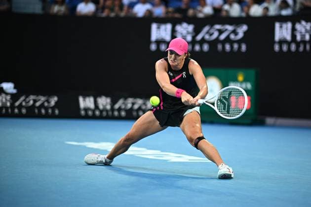 2024 Australian Open - Melbourne Iga Swiatek (POL) during her third round match at the 2024 Australian Open at Melbourne Park in Melbourne, Australia, on January 20, 2024. Photo by Corinne Dubreuil ABACAPRESS.COM Melbourne Australia  Copyright: xDubreuilxCorinne ABACAx