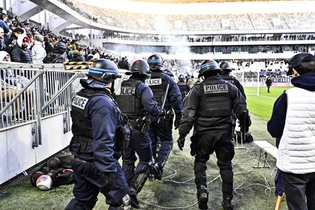Incidents entre supporters Nicois et Girondins FOOTBALL : Bordeaux vs Nice - 16eme de Finale de la Coupe de France - Bordeaux - 20-01-2024 ThierryBreton Panoramic 