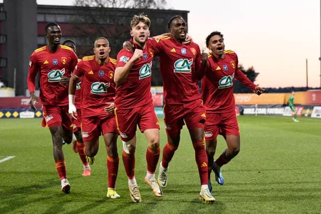 Celebration de Rodez, but de Stone MAMBO (RAF) Rodez Aveyron Football vs. AS Monaco pour 16eme de finale de la Coupe de France au Stade Paul Lignon de Rodez, le 20 janvier 2024. FOOTBALL : Rodez AF vs. AS Monaco - Coupe de France - 20 01 2024 ValentinaClaret Panoramic 