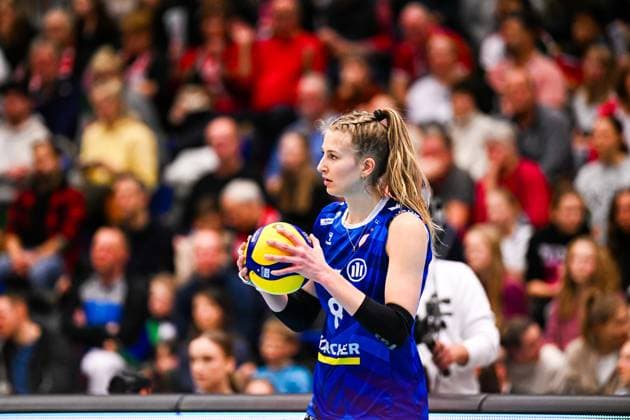 1. Volleyball Bundesliga Frauen, Dresdner SC vs. Allianz MTV Stuttgart, Dresden, 20.01.2024 Monique Strubbe (Allianz MTV Stuttgart, 8) 1.Volleyball Bundesliga Frauen, Dresdner SC vs. Allianz MTV Stuttgart am 20.01.2024 in der Margon Arena Dresden Copyright: xBEAUTIFULxSPORTS Hoepnerx