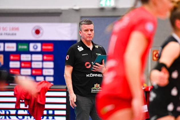 1. Volleyball Bundesliga Frauen, Dresdner SC vs. Allianz MTV Stuttgart, Dresden, 20.01.2024 Alexander Waibl (Cheftrainer Dresdner SC) 1.Volleyball Bundesliga Frauen, Dresdner SC vs. Allianz MTV Stuttgart am 20.01.2024 in der Margon Arena Dresden Copyright: xBEAUTIFULxSPORTS Hoepnerx