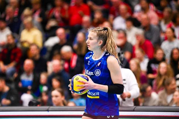 1. Volleyball Bundesliga Frauen, Dresdner SC vs. Allianz MTV Stuttgart, Dresden, 20.01.2024 Monique Strubbe (Allianz MTV Stuttgart, 8) 1.Volleyball Bundesliga Frauen, Dresdner SC vs. Allianz MTV Stuttgart am 20.01.2024 in der Margon Arena Dresden Copyright: xBEAUTIFULxSPORTS Hoepnerx