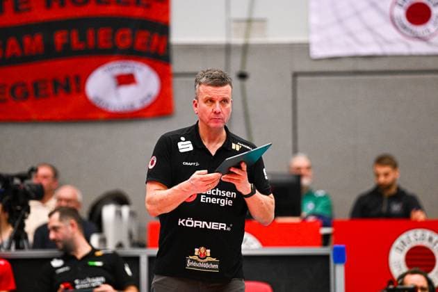 1. Volleyball Bundesliga Frauen, Dresdner SC vs. Allianz MTV Stuttgart, Dresden, 20.01.2024 Alexander Waibl (Cheftrainer Dresdner SC) 1.Volleyball Bundesliga Frauen, Dresdner SC vs. Allianz MTV Stuttgart am 20.01.2024 in der Margon Arena Dresden Copyright: xBEAUTIFULxSPORTS Hoepnerx