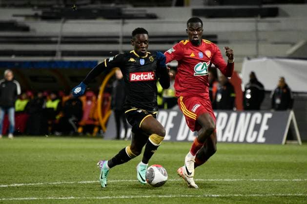 Folarin BALOGUN (ASM) et Serge-Philippe RAUX-YAU (RAF) Rodez Aveyron Football vs. AS Monaco pour 16eme de finale de la Coupe de France au Stade Paul Lignon de Rodez, le 20 janvier 2024. FOOTBALL : Rodez AF vs. AS Monaco - Coupe de France - 20 01 2024 ValentinaClaret Panoramic 