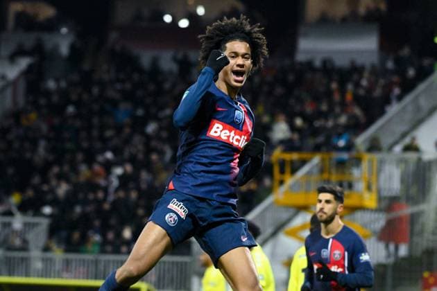 Senny Mayulu ( 13 - PSG ) celebrates after scoring during the French Cup match between US Orleans and Paris Saint Germain at Stade de la Source on January 20, 2024 in Orleans, France. ( Photo by federico pestellini panoramic ) - FOOTBALL : Orleans vs PSG - Coupe de France - 20 01 2024 FedericoPestellini Panoramic 