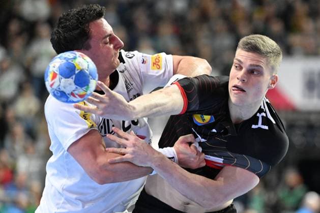 Koln, Germany, 200124. Lanxess Arena. EHF EURO 2024. Timo Kastening and Lukas Herburger at the match Germany - Austria, second round of the European Handball Championship, group I. Photo: Ante Cizmic CROPIX Split Hrvatska Copyright: xxAntexCizmicx xCROPIXx njemacka_austrija73-200124