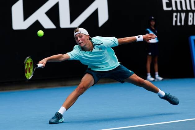 January 21, 2024, Melbourne, Victoria, Australia: MELBOURNE, AUSTRALIA - JANUARY 21: Cruz Hewitt of Australia competes against Alexander Razeghi of the United States in their first round singles match during the 2024 Australian Open Junior Championships at Melbourne Park on January 21, 2024 in Melbourne, Australia Melbourne Australia - ZUMAp121 20240121_zsp_p121_014 Copyright: xChrisxPutnamx