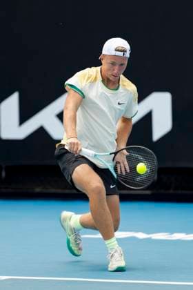 Max Schoenhaus (GER), Jungen Einzel BS, Australian Open 2024, Melbourne Park, Melbourne, Victoria, Australia. Copyright: xJuergenxHasenkopfx
