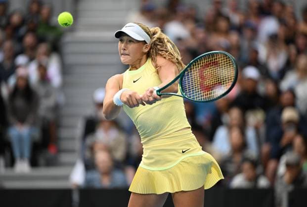 TENNIS AUSTRALIAN OPEN, Mirra Andreeva of Russia in action during her 4th round match against Barbora Krejcikova of Czech Republic on Day 8 of the 2024 Australian Open at Melbourne Park in Melbourne, Sunday, January 21, 2024. ( NO ARCHIVING, EDITORIAL USE ONLY, NO USE IN BOOKS WITHOUT CONSENT MELBOURNE VICTORIA AUSTRALIA  Copyright: xJAMESxROSSx 20240121001891708083