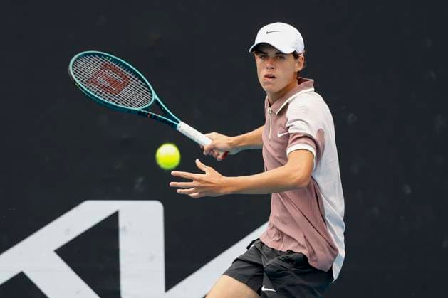 Tom Sickenberger (GER), Jungen Einzel BS, Australian Open 2024, Melbourne Park, Melbourne, Victoria, Australia. Copyright: xJuergenxHasenkopfx
