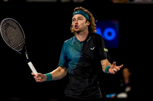 MELBOURNE, VIC - JANUARY 21: Andrey Rublev of Russia shows his frustration during the 4th round of the 2024 Australian Open on January 21 2024, at Melbourne Park in Melbourne, Australia. (Photo by Jason Heidrich Icon Sportswire) TENNIS: JAN 21 Australian Open EDITORIAL USE ONLY Icon240121251