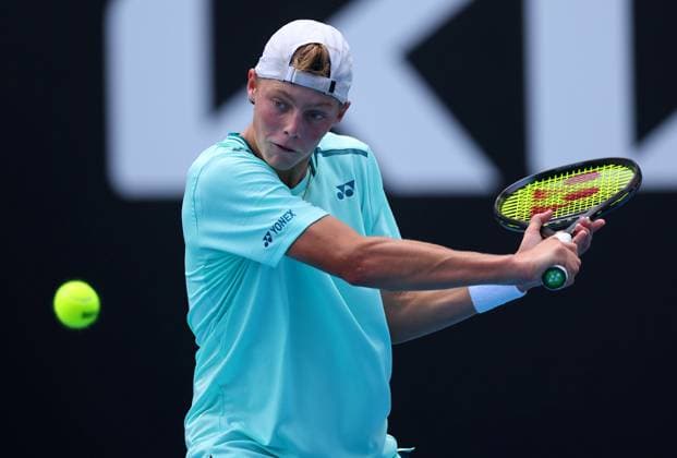 Cruz Hewitt of Australia in action in the Boys Juniors Singles Australian Open, Day Eight, Tennis, Melbourne Park, Melbourne, Australia - 21 Jan 2024  Copyright: xEllaxLing Shutterstockx 14306288bb