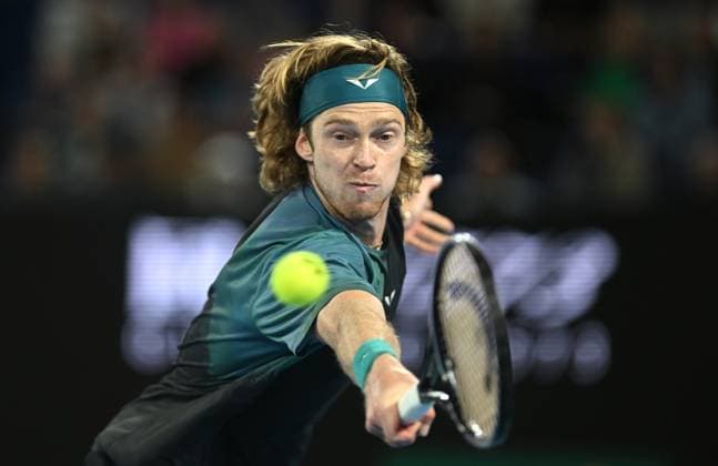 TENNIS AUSTRALIAN OPEN, Andrey Rublev of Russia in action during his 4th round match against Alex de Minaur of Australia on Day 8 of the 2024 Australian Open at Melbourne Park in Melbourne, Sunday, January 21, 2024. ( NO ARCHIVING, EDITORIAL USE ONLY, NO USE IN BOOKS WITHOUT CONSENT MELBOURNE VICTORIA AUSTRALIA  Copyright: xLUKASxCOCHx 20240121001891748366