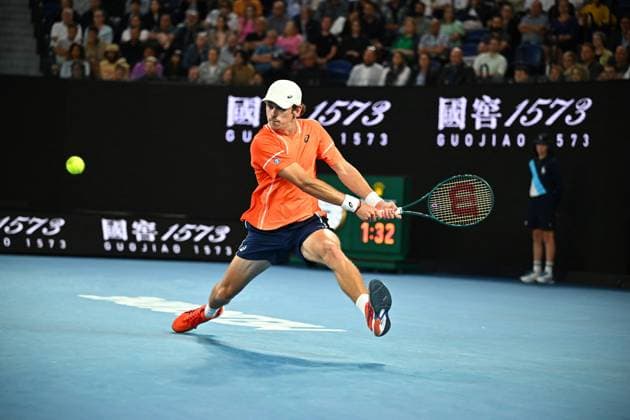 2024 Australian Open - Melbourne Alex De Minaur (AUS) during his fourth round match at the 2024 Australian Open at Melbourne Park in Melbourne, Australia, on January 21, 2024. Photo by Corinne Dubreuil ABACAPRESS.COM Melbourne Australia  Copyright: xDubreuilxCorinne ABACAx