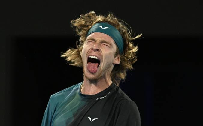 TENNIS AUSTRALIAN OPEN, Andrey Rublev of Russia reacts during his 4th round match against Alex de Minaur of Australia on Day 8 of the 2024 Australian Open at Melbourne Park in Melbourne, Sunday, January 21, 2024. ( NO ARCHIVING, EDITORIAL USE ONLY, NO USE IN BOOKS WITHOUT CONSENT MELBOURNE VICTORIA AUSTRALIA  Copyright: xLUKASxCOCHx 20240121001891762179