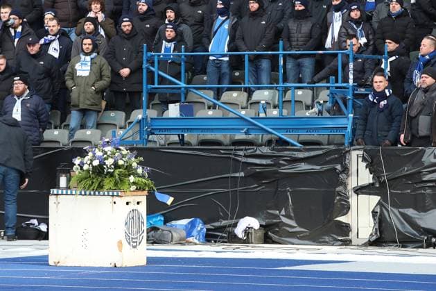21.01.2024, xtgx, Fussball 2.Bundesliga, Hertha BSC Berlin - Fortuna Duesseldorf emspor, v.l. Das alte Podest Praesident Präsident Kay Bernstein (Hertha BSC Berlin) (DFL DFB REGULATIONS PROHIBIT ANY USE OF PHOTOGRAPHS as IMAGE SEQUENCES and or QUASI-VIDEO) Berlin