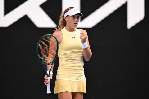 Mirra Andreeva celebrates during her fourth round match Australian Open, Day Eight, Tennis, Melbourne Park, Melbourne, Australia - 21 Jan 2024  Copyright: xJamesxGourley Shutterstockx 14306289gg