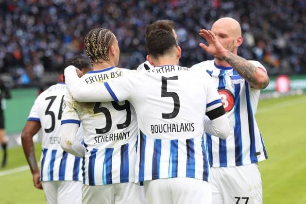 21.01.2024, xtgx, Fussball 2.Bundesliga, Hertha BSC Berlin - Fortuna Duesseldorf emspor, v.l. Torjubel nach dem Tor zum celebrating the goal celebrate 2:1 durch Derry Scherhant (Hertha BSC Berlin) (DFL DFB REGULATIONS PROHIBIT ANY USE OF PHOTOGRAPHS as IMAGE SEQUENCES and or QUASI-VIDEO) Berlin