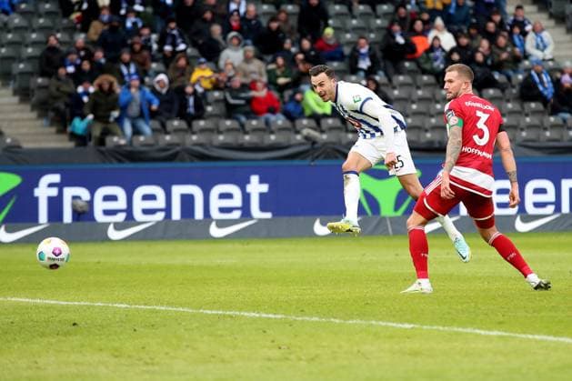 21.01.2024, xtgx, Fussball 2.Bundesliga, Hertha BSC Berlin - Fortuna Duesseldorf emspor, v.l. Torschuss Haris Tabakovic (Hertha BSC Berlin) (DFL DFB REGULATIONS PROHIBIT ANY USE OF PHOTOGRAPHS as IMAGE SEQUENCES and or QUASI-VIDEO) Berlin