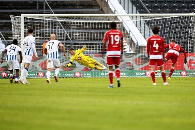 21.01.2024, xtgx, Fussball 2.Bundesliga, Hertha BSC Berlin - Fortuna Duesseldorf emspor, v.l. Christos Tzolis (Fortuna Duesseldorf) vergibt den zweiten Elfmeter (DFL DFB REGULATIONS PROHIBIT ANY USE OF PHOTOGRAPHS as IMAGE SEQUENCES and or QUASI-VIDEO) Berlin