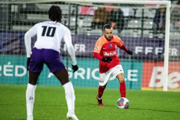 Omar Bezzekhami (FC Rouen) FOOTBALL : FC Rouen vs Toulouse FC - Coupe de France - 16e de Finale - 21 01 2024 BaptisteAutissier Panoramic 