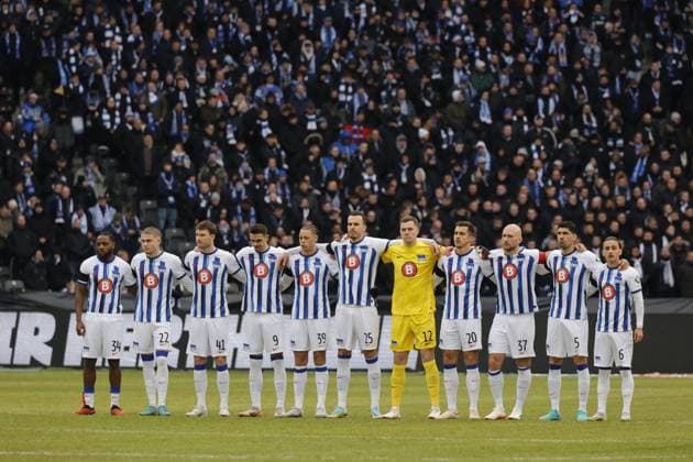 Hertha BSC, Deutschland, Berlin, Olympiastadion, Fussball, Herren, Saison 2023 2024, 2. Bundesliga (18. Spieltag), Hertha BSC - Fortuna Düsseldorf, Gedenken an den verstorbenen Präsidenten Kay Bernstein (Hertha BSC)