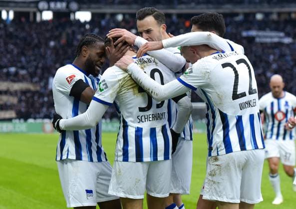 Fussball 2. Bundesliga, Hertha BSC - Fortuna Duesseldorf 21.01.2024, xdanx, Fussball 2. Bundesliga, Hertha BSC - Fortuna Duesseldorf, v.l. Deyovaisio Zeefuik (Hertha BSC 34),Derry Scherhant (Hertha BSC 39),Haris Tabakovic (Hertha BSC 25),Marten Winkler (Hertha BSC 22),Jubel nach dem Tor (DFL DFB REGULATIONS PROHIBIT ANY USE OF PHOTOGRAPHS as IMAGE SEQUENCES and or QUASI-VIDEO) Foto: Daniel Lakomski Mix1 Berlin Olympiastadion Berlin Berlin Deutschland (DE)