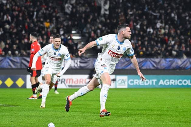 Jordan VERETOUT ( Olympique Marseille ) celebrates after scoring during the French Cup match between Stade Rennais FC and Olympique de Marseille at Roazhon Park on January 21, 2024 in Rennes, France. ( Photo by federico pestellini panoramic ) - FOOTBALL : Rennes vs Marseille - Coupe de France - 21 01 2024 FedericoPestellini Panoramic 