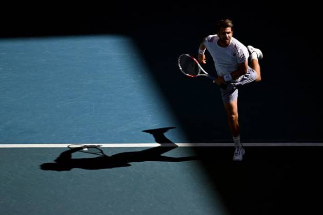 TENNIS AUSTRALIAN OPEN, Cameron Norrie of United Kingdon in action during his 4th round match against Alexander Zverev of Germany on Day 9 of the 2024 Australian Open at Melbourne Park in Melbourne, Monday, January 22, 2024. ( NO ARCHIVING, EDITORIAL USE ONLY, NO USE IN BOOKS WITHOUT CONSENT MELBOURNE VICTORIA AUSTRALIA  Copyright: xLUKASxCOCHx 20240122001892156432