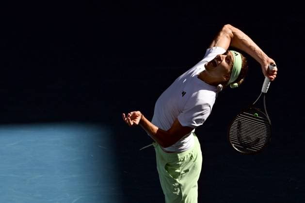 TENNIS AUSTRALIAN OPEN, Alexander Zverev of Germany in action during his 4th round match against Cameron Norrie of United Kingdom on Day 9 of the 2024 Australian Open at Melbourne Park in Melbourne, Monday, January 22, 2024. ( NO ARCHIVING, EDITORIAL USE ONLY, NO USE IN BOOKS WITHOUT CONSENT MELBOURNE VICTORIA AUSTRALIA  Copyright: xLUKASxCOCHx 20240122001892156988