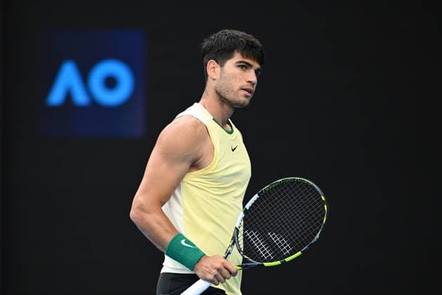 TENNIS AUSTRALIAN OPEN, Carlos Alcaraz of Spain in action during his 4th round match against Miomir Kecmanovic of Serbia on Day 9 of the 2024 Australian Open at Melbourne Park in Melbourne, Monday, January 22, 2024. ( NO ARCHIVING, EDITORIAL USE ONLY, NO USE IN BOOKS WITHOUT CONSENT MELBOURNE VICTORIA AUSTRALIA  Copyright: xJOELxCARRETTx 20240122001892184613