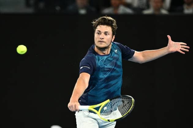 TENNIS AUSTRALIAN OPEN, Miomir Kecmanovic of Serbia in action during his 4th round match against Carlos Alcaraz of Spain on Day 9 of the 2024 Australian Open at Melbourne Park in Melbourne, Monday, January 22, 2024. ( NO ARCHIVING, EDITORIAL USE ONLY, NO USE IN BOOKS WITHOUT CONSENT MELBOURNE VICTORIA AUSTRALIA  Copyright: xJOELxCARRETTx 20240122001892206347