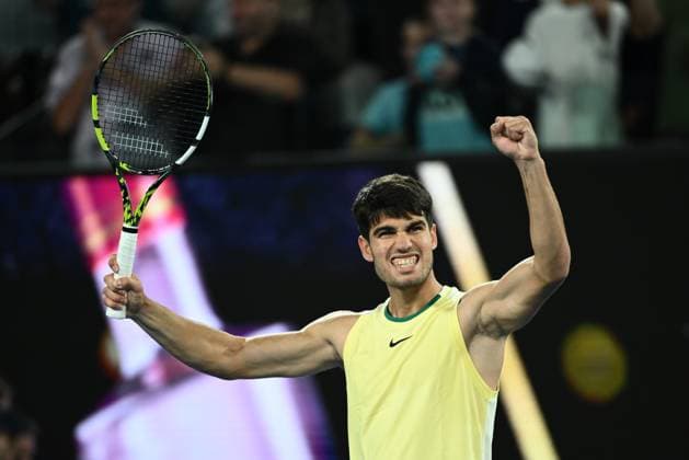 TENNIS AUSTRALIAN OPEN, Carlos Alcaraz of Spain celebrates match point during his 4th round win against Miomir Kecmanovic of Serbia on Day 9 of the 2024 Australian Open at Melbourne Park in Melbourne, Monday, January 22, 2024. ( NO ARCHIVING, EDITORIAL USE ONLY, NO USE IN BOOKS WITHOUT CONSENT MELBOURNE VICTORIA AUSTRALIA  Copyright: xJOELxCARRETTx 20240122001892207131
