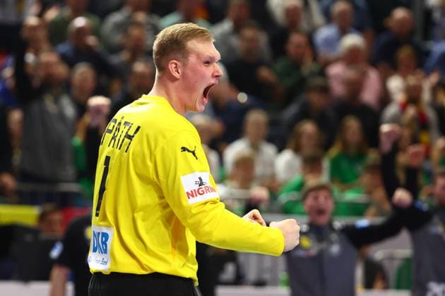 Handball, EM 2024 in Deutschland, Die Highlights David Spaeth (Deutschland) feiert eine Parade Deutschland vs Ungarn, Handball, Maenner, EHF Euro 2024, Hauptrunde Gruppe 1, 3. Spieltag, 22.01.2024 Deutschland vs Ungarn, Handball, Maenner, EHF Euro 2024, Hauptrunde Gruppe 1, 3. Spieltag, 22.01.2024 Koeln Copyright: xEibner-Pressefotox EP_RWS
