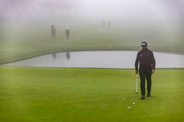 LA JOLLA, CA - JANUARY 22: Mattieu Pavon takes a putt on the South Course 18th on the first practice day before this week™s PGA, Golf Herren Tour Farmer™s Insurance Open, at Torrey Pines Golf Course, Monday, January 22, 2024, in La Jolla, California. (Photo by Tony Ding Icon Sportswire) GOLF: JAN 22 PGA Farmers Insurance Open EDITORIAL USE ONLY Icon46520240122003