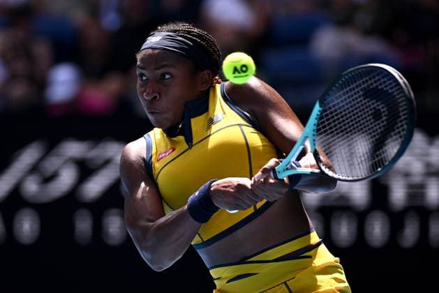 TENNIS AUSTRALIAN OPEN, Coco Gauff of USA plays a return shot during her quarter final match against Marta Kostyuk of Ukraine on Day 10 of the 2024 Australian Open at Melbourne Park in Melbourne, Tuesday, January 23, 2024. ( NO ARCHIVING, EDITORIAL USE ONLY, NO USE IN BOOKS WITHOUT CONSENT MELBOURNE VICTORIA AUSTRALIA  Copyright: xJOELxCARRETTx 20240123001892491900