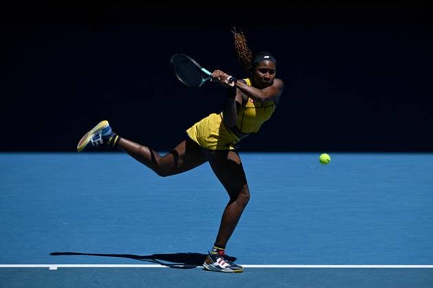 TENNIS AUSTRALIAN OPEN, Coco Gauff of USA plays a return shot during her quarter final match against Marta Kostyuk of Ukraine on Day 10 of the 2024 Australian Open at Melbourne Park in Melbourne, Tuesday, January 23, 2024. ( NO ARCHIVING, EDITORIAL USE ONLY, NO USE IN BOOKS WITHOUT CONSENT MELBOURNE VICTORIA AUSTRALIA  Copyright: xJAMESxROSSx 20240123001892496405