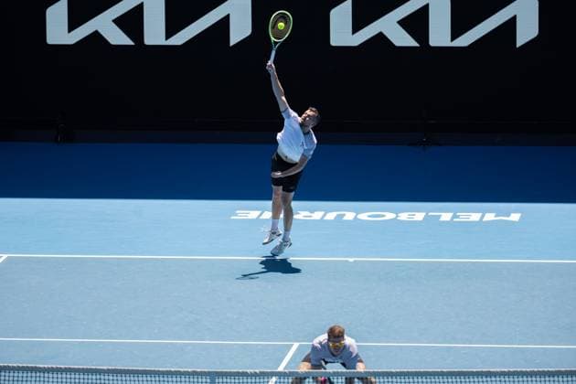 (240123) -- MELBOURNE, Jan. 23, 2024 -- Ariel Behar Adam Pavlasek (Top) compete during the men s doubles quarterfinal between Zhang Zhizhen (China) Tomas Machac (the Czech Republic) and Ariel Behar (Uruguay) Adam Pavlasek (the Czech Republic) at the Australian Open tennis tournament in Melbourne, Australia, Jan. 23, 2024. (Photo by Xinhua) (SP)AUSTRALIA-MELBOURNE-TENNIS-AUSTRALIAN OPEN HuxJingchen 