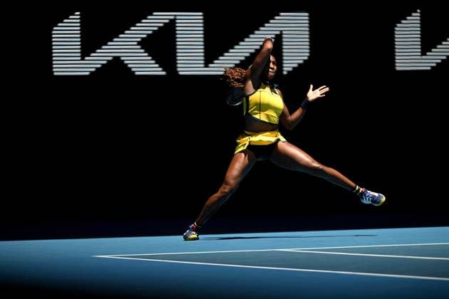 TENNIS AUSTRALIAN OPEN, Coco Gauff of USA plays a return shot during her quarter final match against Marta Kostyuk of Ukraine on Day 10 of the 2024 Australian Open at Melbourne Park in Melbourne, Tuesday, January 23, 2024. ( NO ARCHIVING, EDITORIAL USE ONLY, NO USE IN BOOKS WITHOUT CONSENT MELBOURNE VICTORIA AUSTRALIA  Copyright: xLUKASxCOCHx 20240123001892555348