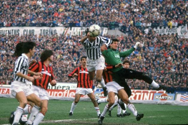 RECORD DATE NOT STATED GIOVANNI GALLI, PIETRO PAOLO VIRDIS, Milan, Serie A, 2023-24, Juventus vs Milan 0-1, 10-01-1988, Contrasto, Action SERIE A 1987-88 JUVENTUS-MILAN 0-1