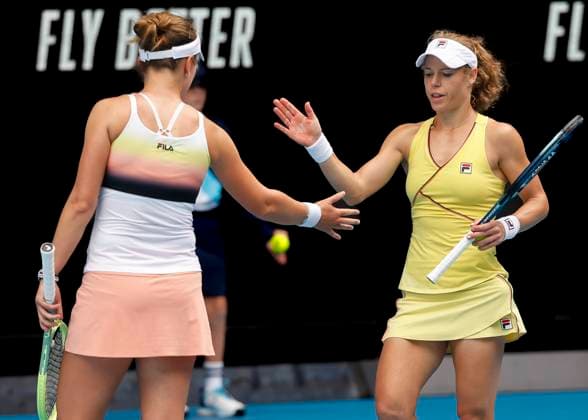 Barbora Krejcikova Laura Siegemund, Damen Doppel, Australian Open 2024, Melbourne Park, Melbourne, Victoria, Australia. Copyright: xJuergenxHasenkopfx