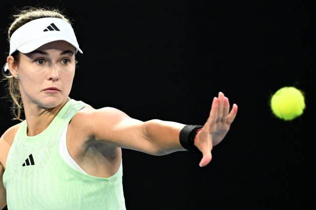 Sport Themen der Woche KW04 Sport Bilder des Tages TENNIS AUSTRALIAN OPEN, Anna Kalinskaya of Russia during her Womens Quarterfinal match against Qinwen Zheng of China on Day 11 of the 2024 Australian Open at Melbourne Park in Melbourne, Wednesday, January 24, 2024. ( NO ARCHIVING, EDITORIAL USE ONLY, NO USE IN BOOKS WITHOUT CONSENT MELBOURNE VICTORIA AUSTRALIA  Copyright: xJOELxCARRETTx 20240124001892945870