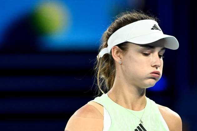 TENNIS AUSTRALIAN OPEN, Anna Kalinskaya of Russia reacts during her Womens Quarterfinal match against Qinwen Zheng of China on Day 11 of the 2024 Australian Open at Melbourne Park in Melbourne, Wednesday, January 24, 2024. ( NO ARCHIVING, EDITORIAL USE ONLY, NO USE IN BOOKS WITHOUT CONSENT MELBOURNE VICTORIA AUSTRALIA  Copyright: xJOELxCARRETTx 20240124001892956124