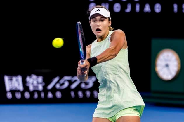 MELBOURNE, VIC - JANUARY 24: Anna Kalinskaya of Russia in action during the Quarterfinals of the 2024 Australian Open on January 24 2024, at Melbourne Park in Melbourne, Australia. (Photo by Jason Heidrich Icon Sportswire) TENNIS: JAN 24 Australian Open EDITORIAL USE ONLY Icon240124207