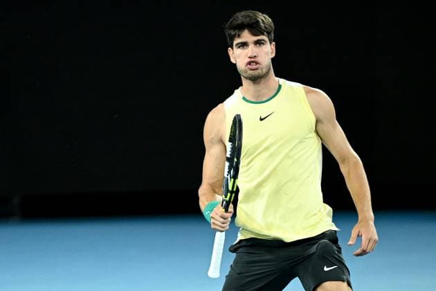 TENNIS AUSTRALIAN OPEN, Carlos Alcaraz of Spain during his Mens Quarterfinal match against Alexander Zverev of Germany on Day 11 of the 2024 Australian Open at Melbourne Park in Melbourne, Wednesday, January 24, 2024. ( NO ARCHIVING, EDITORIAL USE ONLY, NO USE IN BOOKS WITHOUT CONSENT MELBOURNE VICTORIA AUSTRALIA  Copyright: xJOELxCARRETTx 20240124001892987395