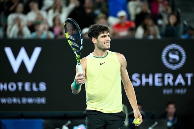 TENNIS AUSTRALIAN OPEN, Carlos Alcaraz of Spain reacts during his Mens Quarterfinal match against Alexander Zverev of Germany on Day 11 of the 2024 Australian Open at Melbourne Park in Melbourne, Wednesday, January 24, 2024. ( NO ARCHIVING, EDITORIAL USE ONLY, NO USE IN BOOKS WITHOUT CONSENT MELBOURNE VICTORIA AUSTRALIA  Copyright: xJOELxCARRETTx 20240125001893014616