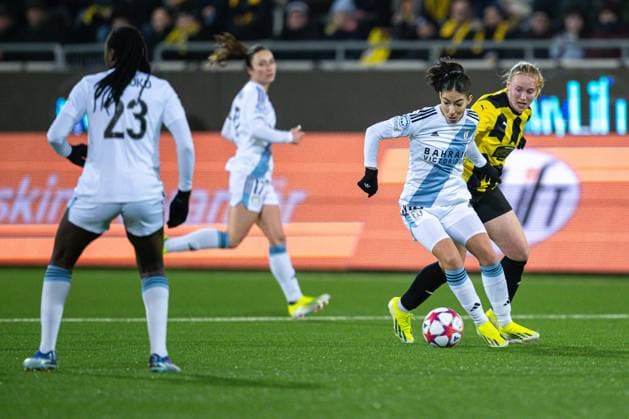 240124 Clara Mateo of Paris FC and Johanna Fossdalsa Sorensen of Häcken during the UEFA Women s Champions League football match between Häcken and Paris FC on January 24, 2024 in Gothenburg. Photo: Mathias Bergeld BILDBYRAN kod MB MB0841 fotboll football soccer fotball champions league häcken paris fc dam bbeng women kvinner womens champions league bbauto Copyright: MATHIASxBERGELD BB240124MB043