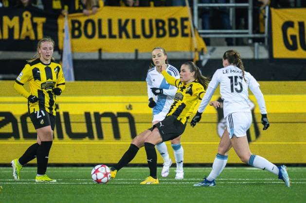 240124 Johanna Fossdalsa Sorensen and Hanna Wijk of Häcken during the UEFA Women s Champions League football match between Häcken and Paris FC on January 24, 2024 in Gothenburg. Photo: Mathias Bergeld BILDBYRAN kod MB MB0841 fotboll football soccer fotball champions league häcken paris fc dam bbeng women kvinner womens champions league bbauto Copyright: MATHIASxBERGELD BB240124MB059